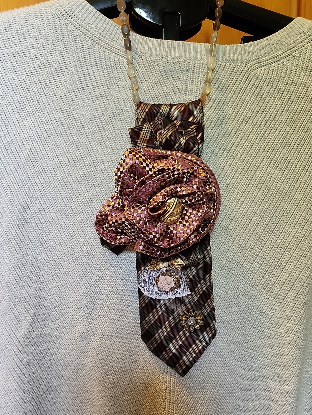 Floral Accent Burgundy Plaid Tie Necklace